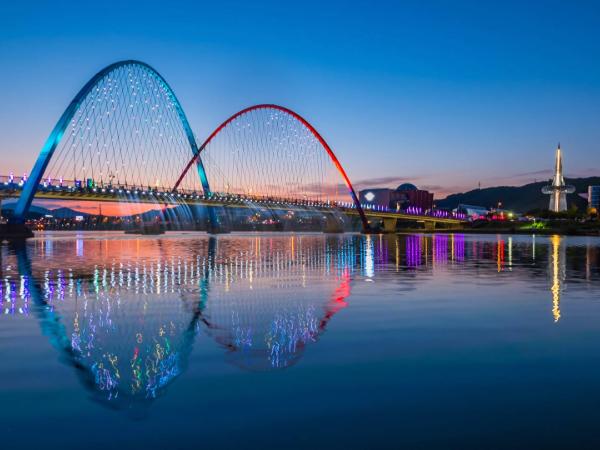 SYNTHIA presents at MICCAI 2025 Deep-Breath Workshop